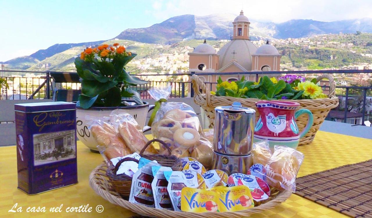 La Casa Nel Cortile Bed & Breakfast Vico Equense Exterior photo